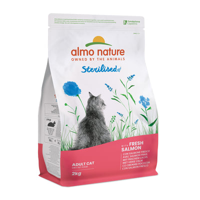 Almo Nature Sterilised mit Lachs Trockenfutter für Katzen